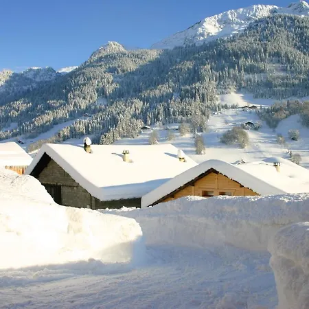 A Vue Montagne 64 M² Jardin Apartment
